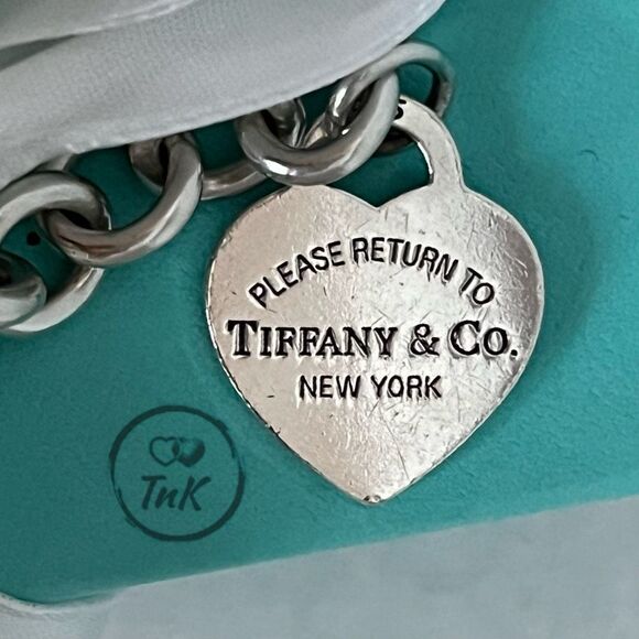 Return To Tiffany Heart Tag Chain Link Bracelet - 8” - Silver - Picture 4 of 15